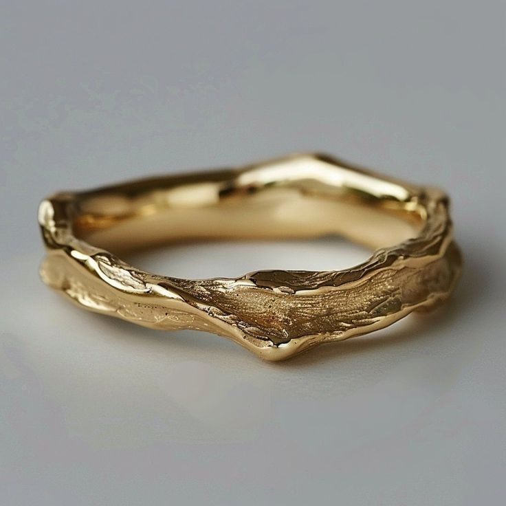 Antique Handcrafted Gold Ring