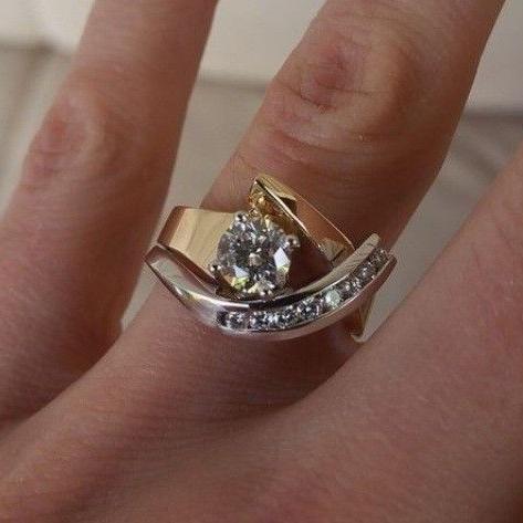 Unique Vintage Gold and Silver Zirconia Ring