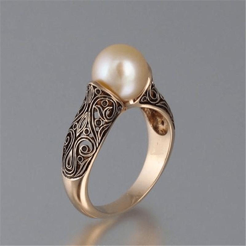 Classic Gold Pearl Ring