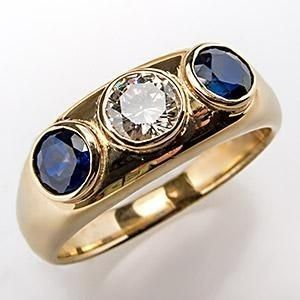Vintage-Inspired Gold Ring Featuring Blue Glass Cubic Zirconia