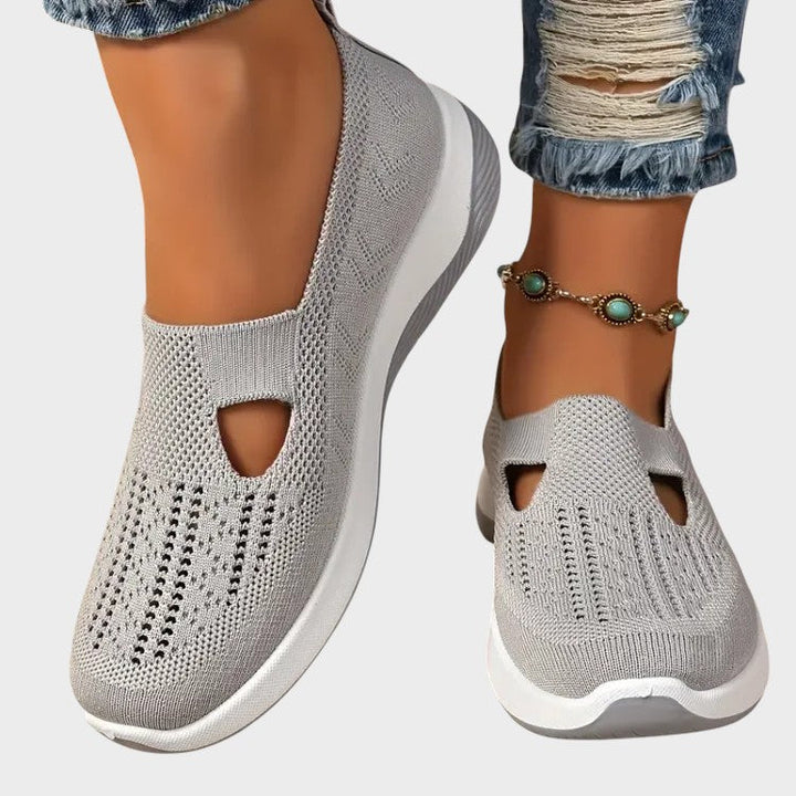 BRYNHILD | Orthopedic Goose Shoe with Arch Support