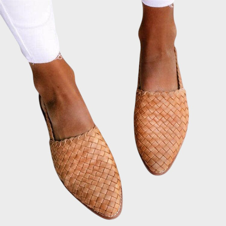 Thyra | Comfortable Woven Slingback Flats