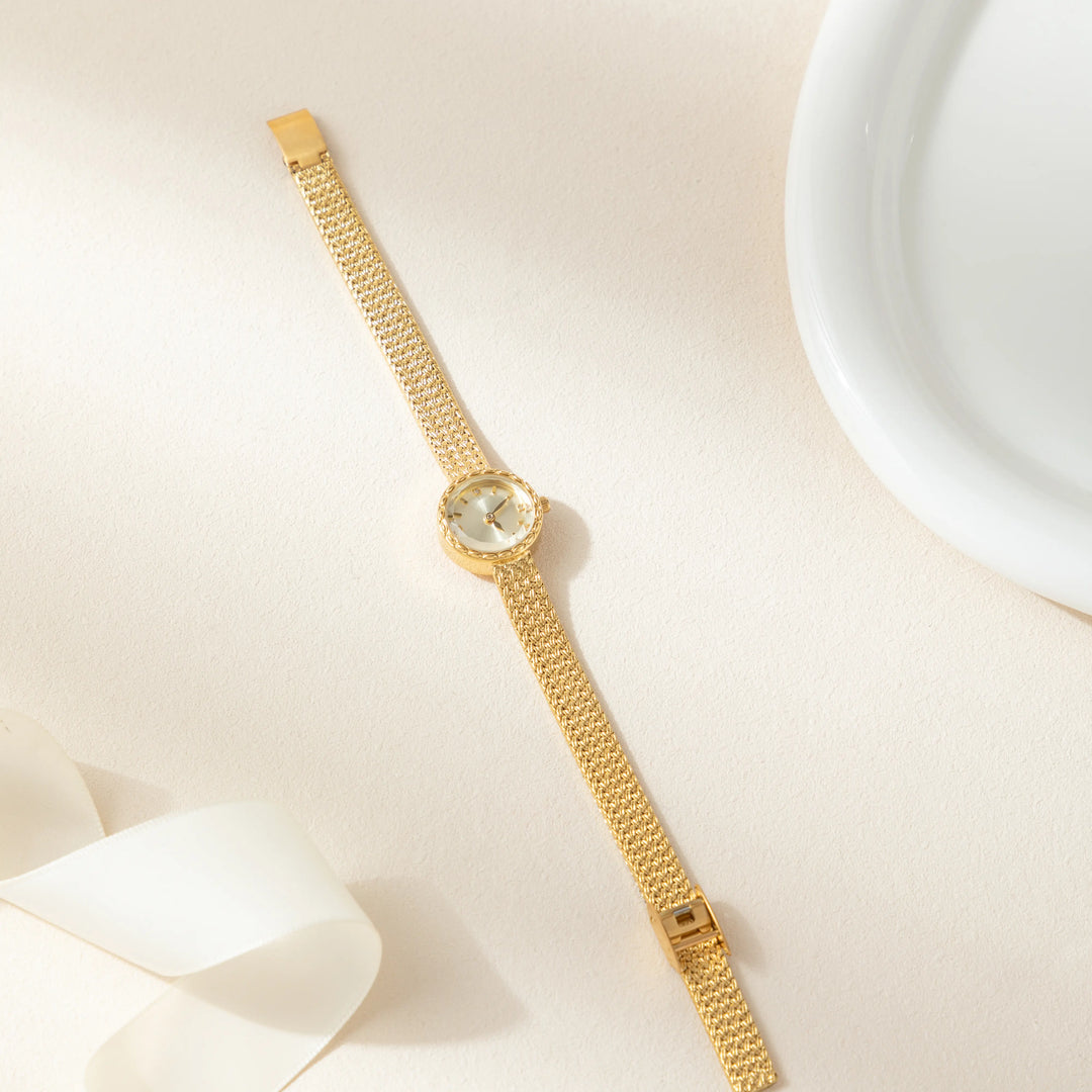 Tyla™ | Sophisticated Gold Round Dial Watch