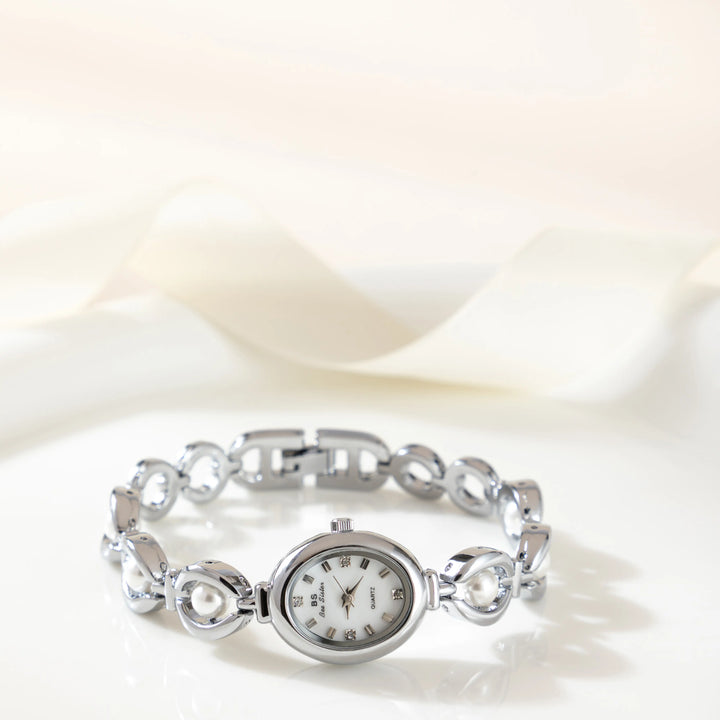 Liora™ | Sophisticated Round Dial Watch