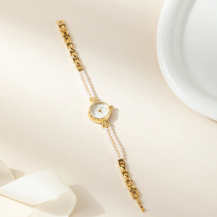 Loressa™ | Stylish Twisted Bracelet