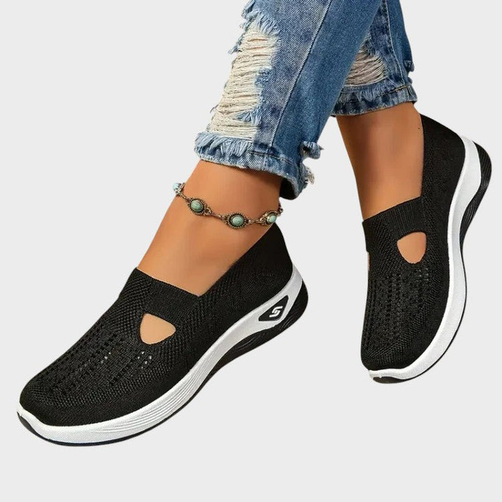 BRYNHILD | Orthopedic Goose Shoe with Arch Support