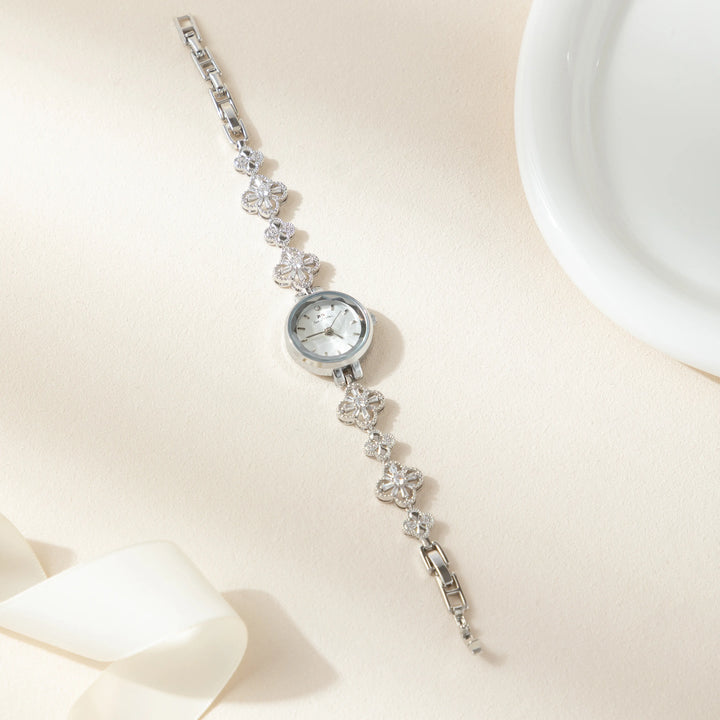 Elara™ | Stylish Gold-Finished Watch with a Fun Design