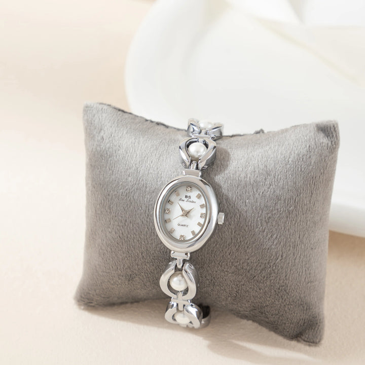 Liora™ | Sophisticated Round Dial Watch