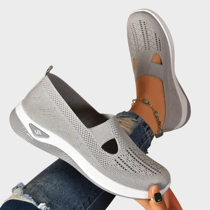 BRYNHILD | Orthopedic Goose Shoe with Arch Support