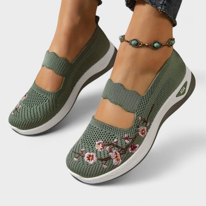 Nathalie | Orthopedic shoes with flowers