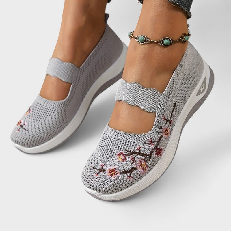 Nathalie | Orthopedic shoes with flowers