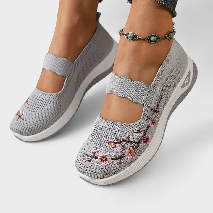 Nathalie | Orthopedic shoes with flowers