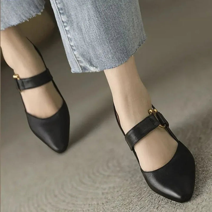Sabryn - Chic Modern Sandals