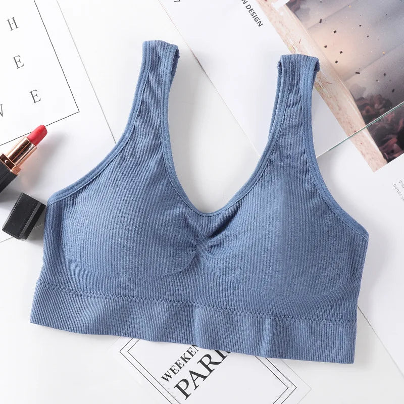 Women's Seamless Push-Up Bra - Comfortable Non-Wire Sports Top with Padded Support - Stylish Lingerie