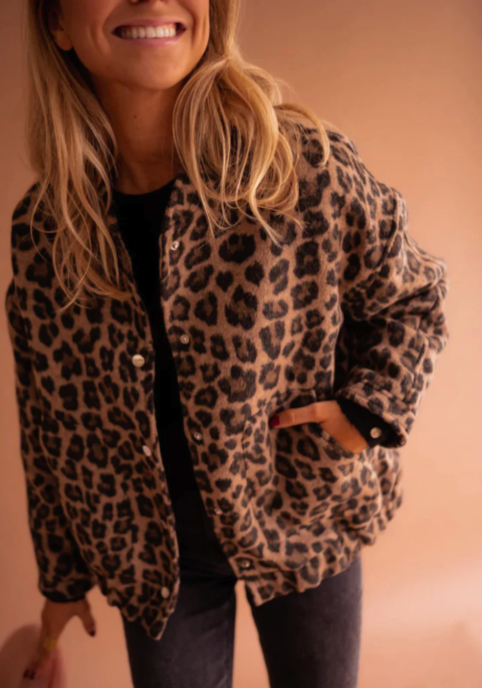 LEONA™ | Leopard-Bomberjacke