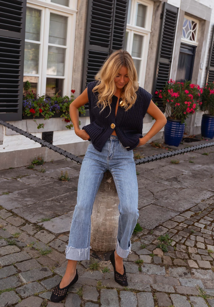 FENJA™ | Elegante Layering-Strickweste