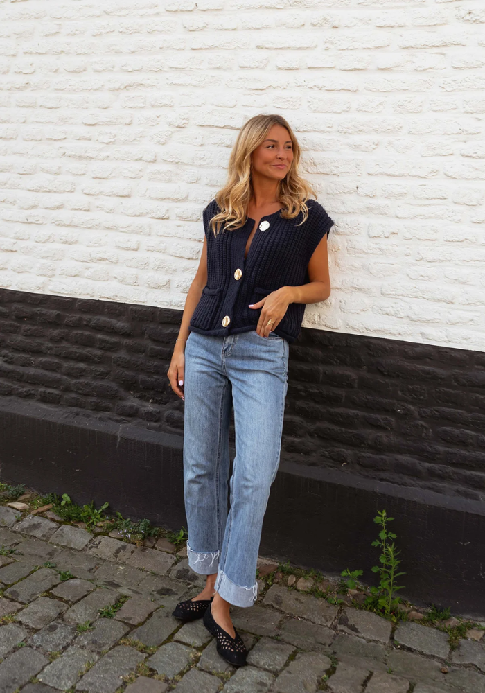 FENJA™ | Elegante Layering-Strickweste