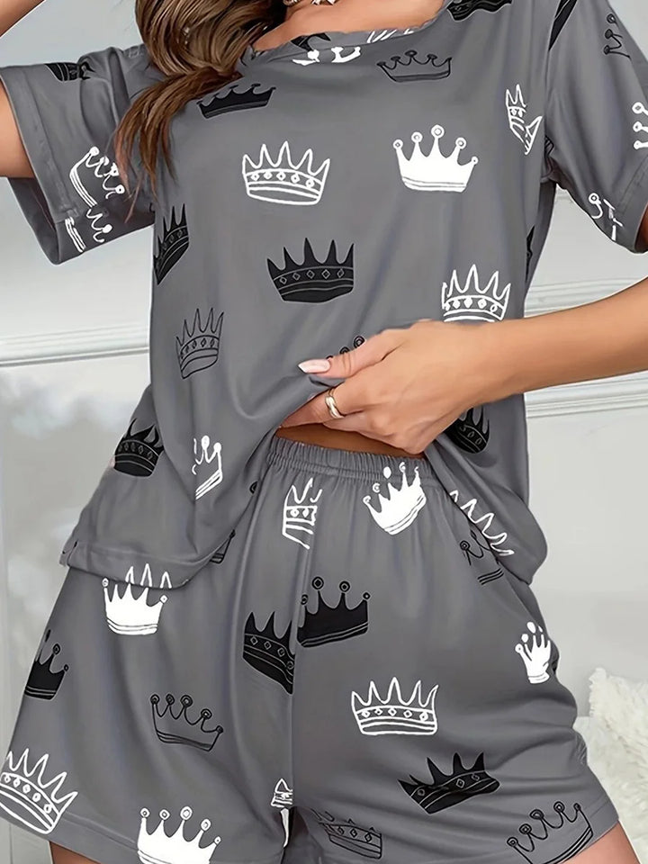 Women's 2-Piece Heart Print Pajama Set: Short Sleeve Top & Cozy Elastic Waistband Shorts for Ultimate Comfort