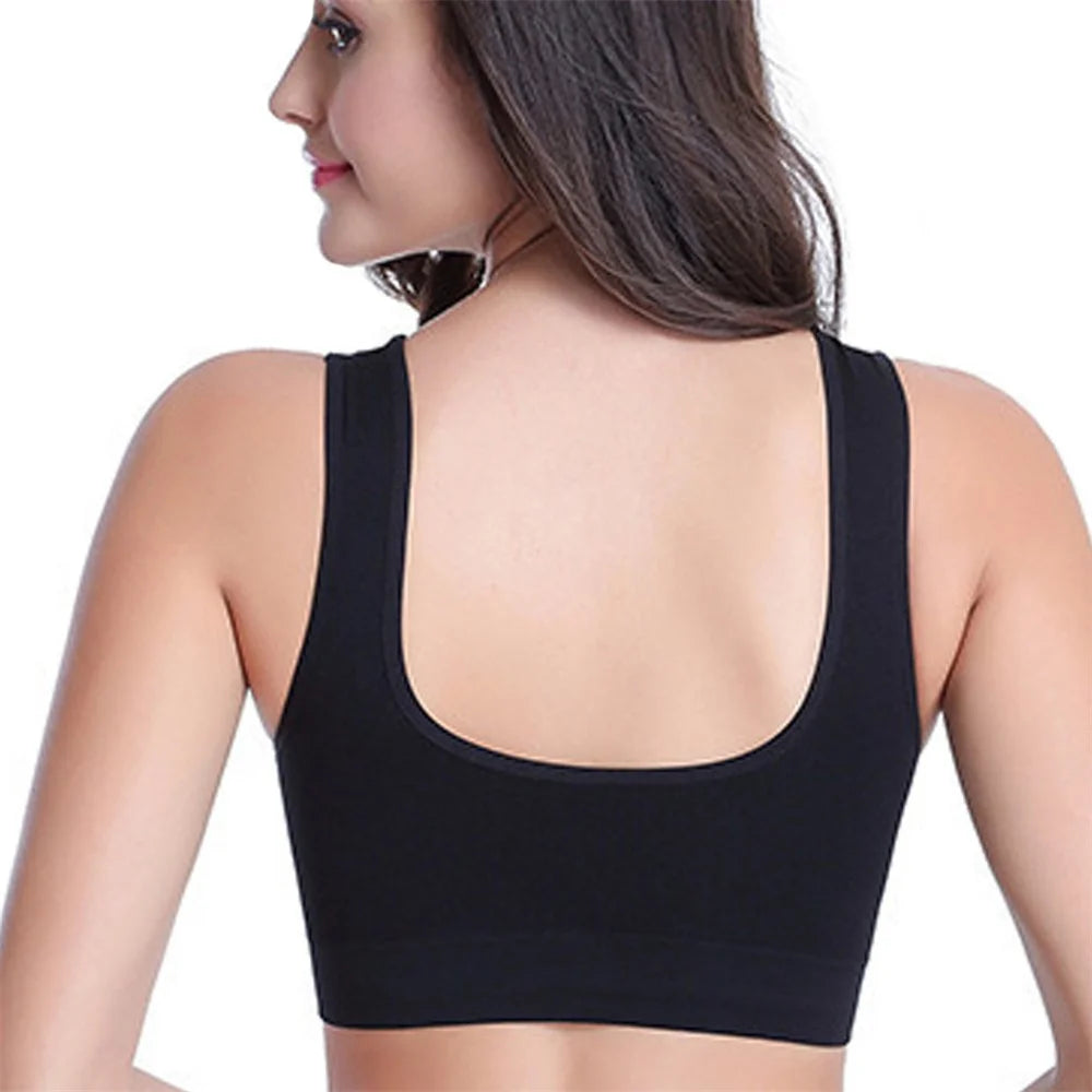 Women's Black Vertical Stripe Seamless Sports Bra - Breathable Crop Top for Fitness and Yoga