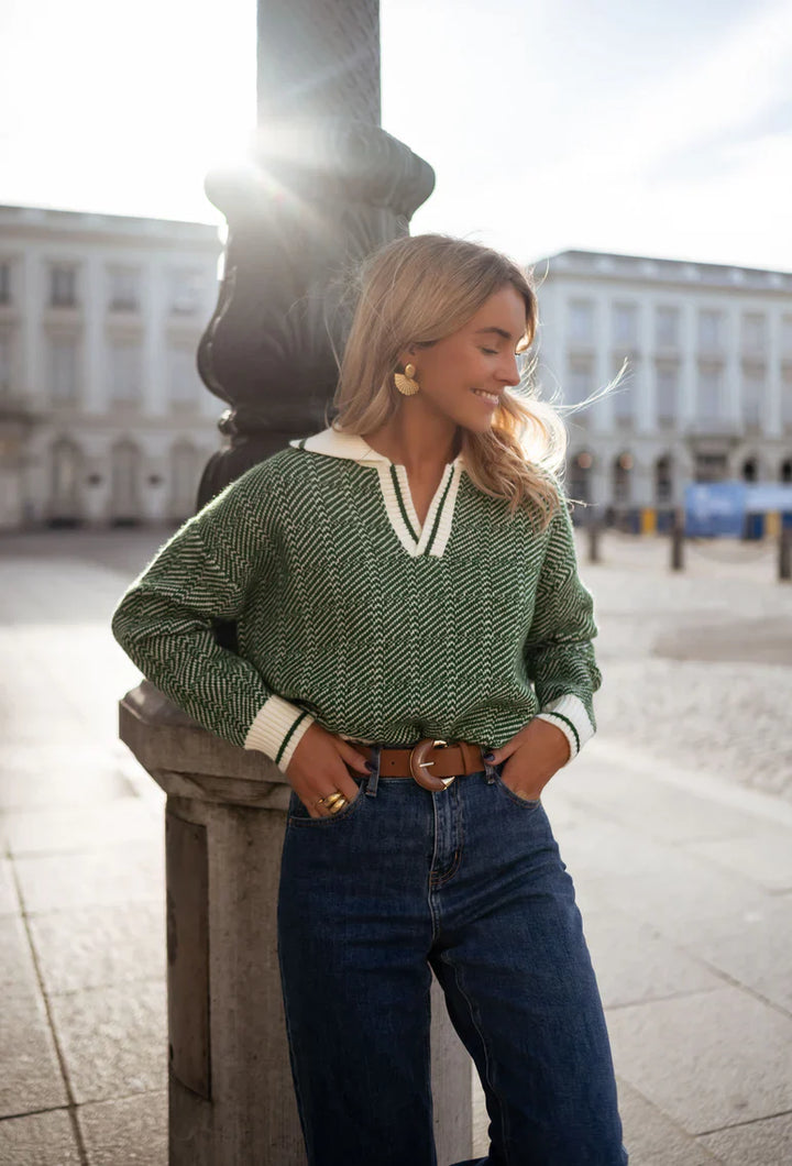 EMILIA™ | Grüner V-Ausschnitt Pullover