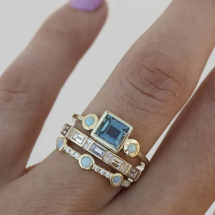 Vintage-Style Ring Featuring a Blue Crystal