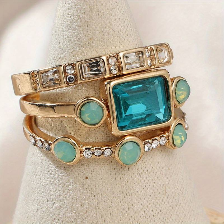 Vintage-Style Ring Featuring a Blue Crystal