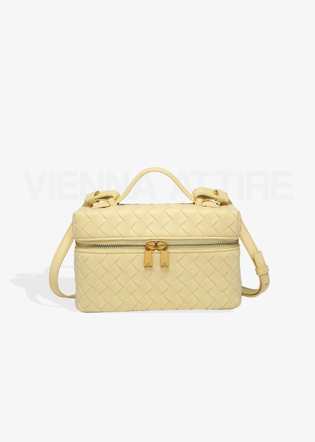 Aria – Structured Mini-Bag with Handle and Gold Details