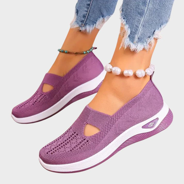 BRYNHILD | Orthopedic Goose Shoe with Arch Support