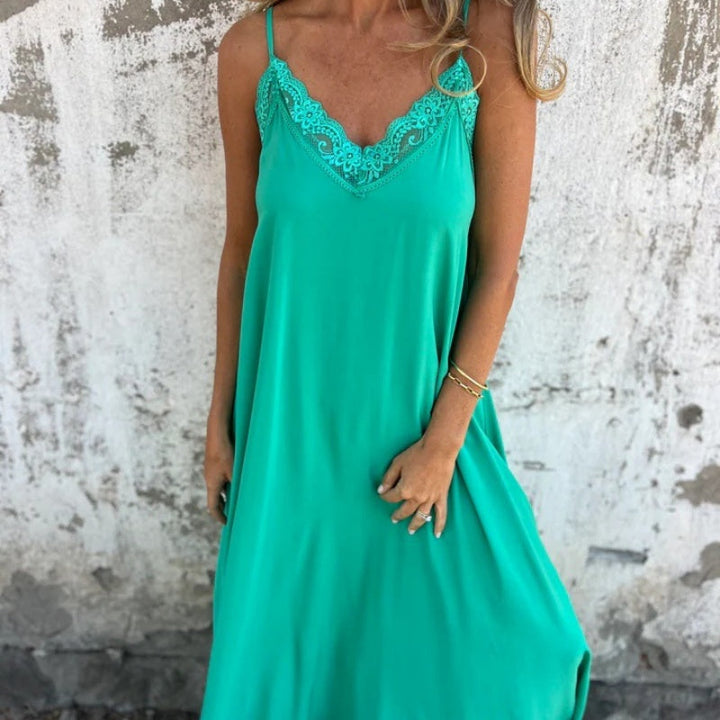 🌟New Arrival: Elegant V-Neck Maxi Dress with Spaghetti Straps and Lace - Hot Sale for Women! 🔥