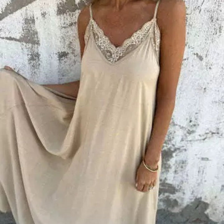 🌟New Arrival: Elegant V-Neck Maxi Dress with Spaghetti Straps and Lace - Hot Sale for Women! 🔥